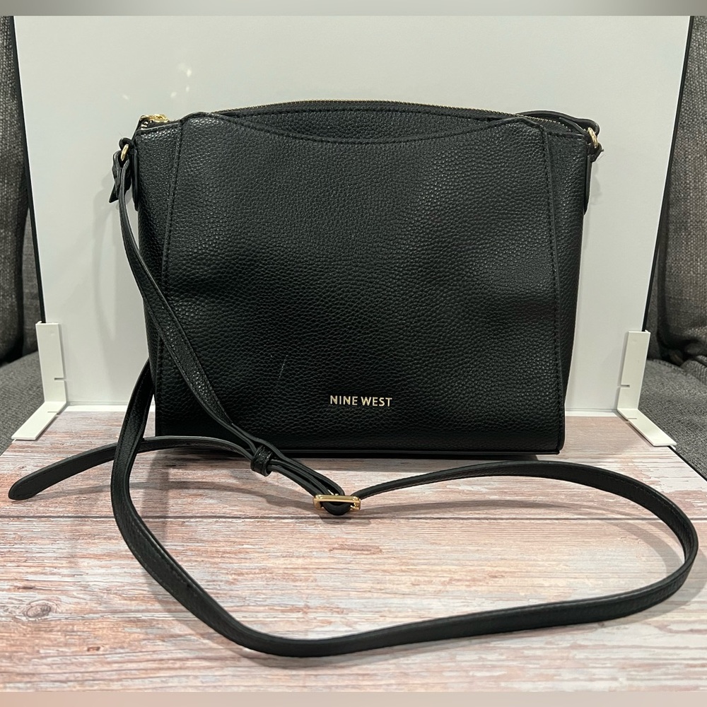 NINE WEST Womens Paisley Crossbody Black Sling Bag Purse